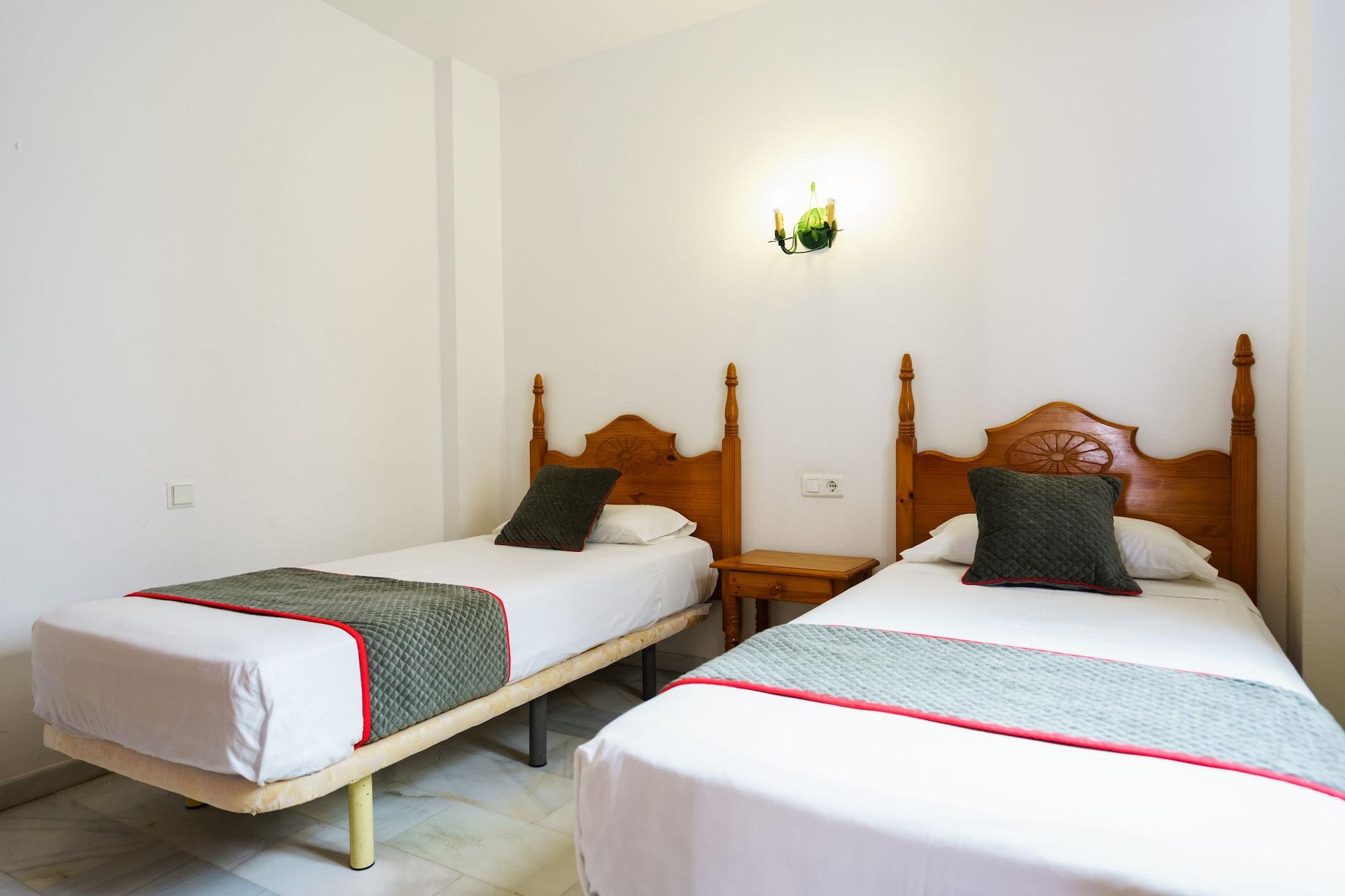 Pepe Mesa Apartamento Nerja